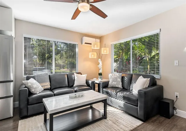 5th image of 1704 Wisconsin Ln, Sarasota, FL 34239 | MLS# A4683524