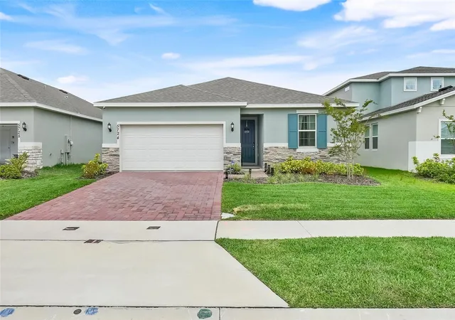 Photo 1 of Single family home for sale at 5724 Camilla St, St Cloud, FL 34771 | MLS# O6384652 | Listing updated on 2026-04-17