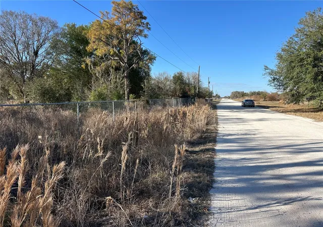 2nd image of 6000 Us Hwy 98 W, Frostproof, FL 33843 | MLS# TB8479109