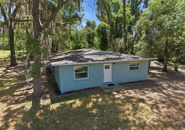 Photo 1 of Single family home for sale at 16145 Snow Memorial Hwy, Brooksville, FL 34601 | MLS# W7883279 | Listing updated on 2026-05-11
