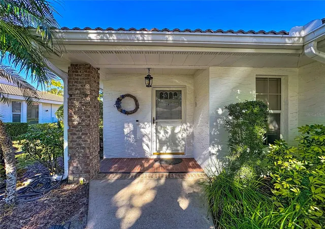 Homes for sale in Bradenton, FL | 5611 Garden Lakes Dr, Bradenton, FL 34203 | MLS# A4683531