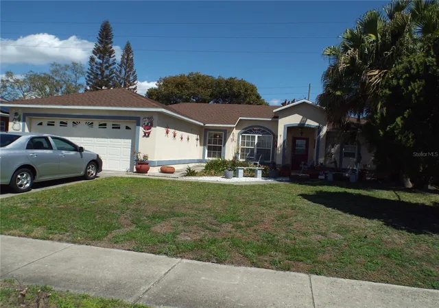 Photo 2 of Single family home for sale at 2546 Sage Dr, Kissimmee, FL 34758 | MLS# S5144380 | Listing updated on 2026-09-18