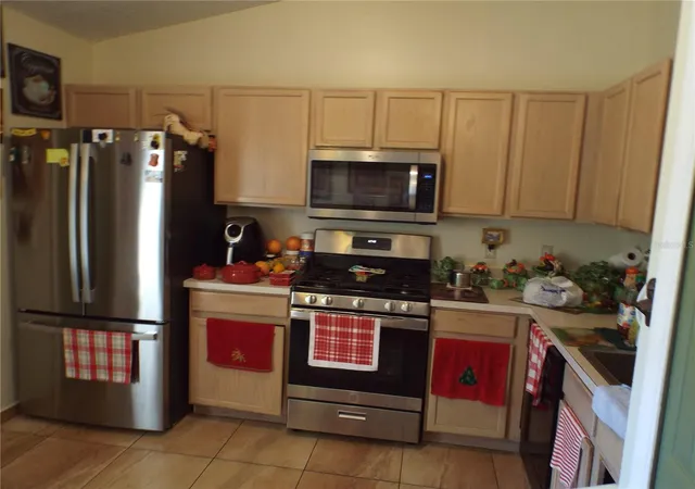 Photo 3 of Single family home for sale at 2546 Sage Dr, Kissimmee, FL 34758 | MLS# S5144380 | Listing updated on 2026-09-18