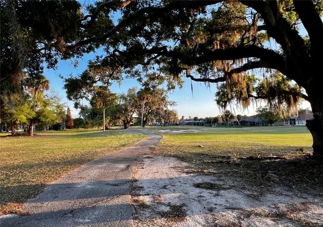 Homes for sale in Kissimmee, FL | 1718 Golfview Dr, Kissimmee, FL 34746 | MLS# G5108633