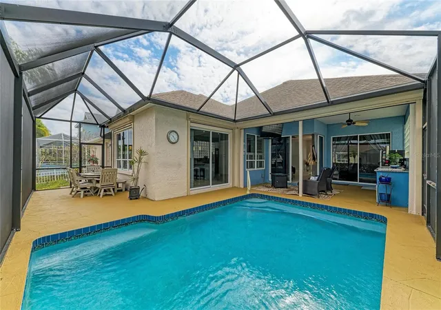 4th image of 4735 Spinnaker Dr, Bradenton, FL 34208 | MLS# A4683560