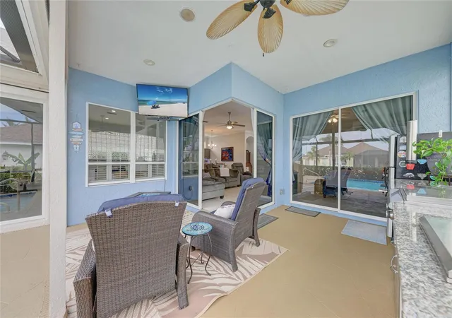 5th image of 4735 Spinnaker Dr, Bradenton, FL 34208 | MLS# A4683560