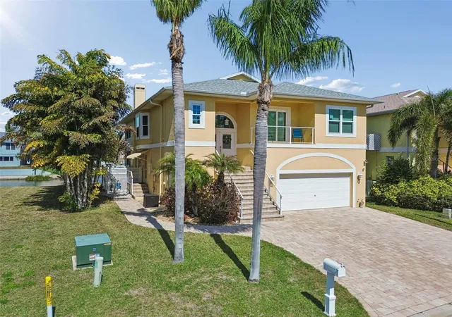 Photo 2 of Single family home for sale at 6170 Seaside Dr, New Port Richey, FL 34652 | MLS# TB8479237 | Listing updated on 2026-10-14