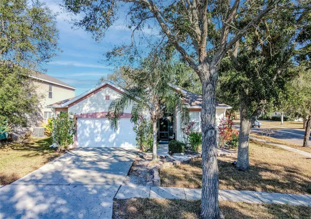 Photo 1 of Single family home for sale at 6803 Guilford Crst Dr, Apollo Beach, FL 33572 | MLS# TB8479271 | Listing updated on 2026-09-30