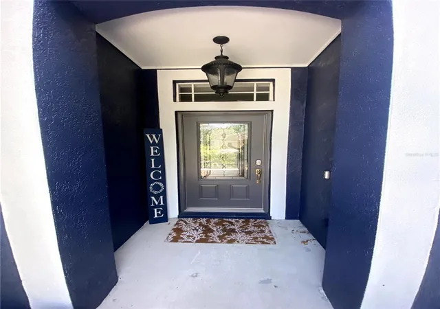 2nd image of 6020 Martinglade Pl, Lithia, FL 33547 | MLS# A4683584