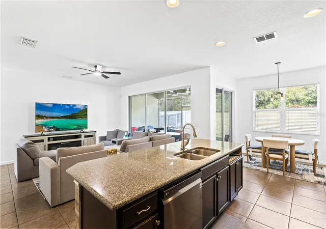 3rd image of 873 Haring Ln, Mount Dora, FL 32757 | MLS# O6384772