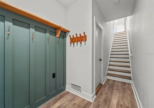 Photo 2 of Townhouse for sale at 1299 Savona Dr Ne, Saint Petersburg, FL 33702 | MLS# TB8479314 | Listing updated on 2026-08-28