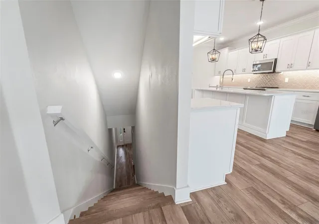 Photo 3 of Townhouse for sale at 1299 Savona Dr NE, Saint Petersburg, FL 33702 | MLS# TB8479314 | Listing updated on 2026-08-28
