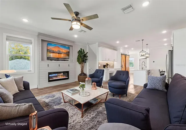 Photo 4 of Townhouse for sale at 1299 Savona Dr NE, Saint Petersburg, FL 33702 | MLS# TB8479314 | Listing updated on 2026-08-28