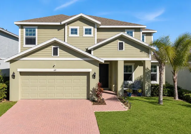 1st image of 609 Fortuna Dr, Davenport, FL 33837 | MLS# O6384784