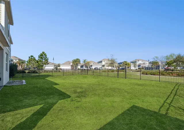 3rd image of 609 Fortuna Dr, Davenport, FL 33837 | MLS# O6384784