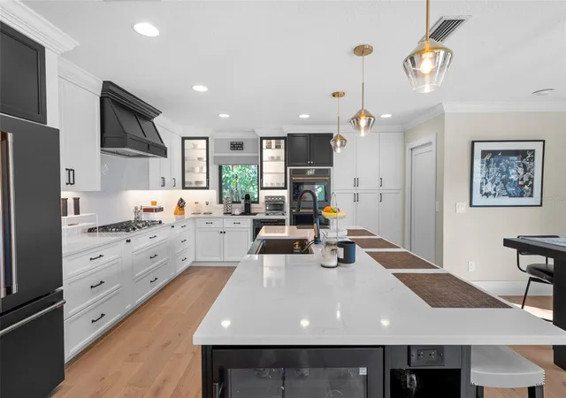 Photo 3 of Single family home for sale at 4926 W Melrose Ave N, Tampa, FL 33629 | MLS# TB8479336 | Listing updated on 2026-10-02