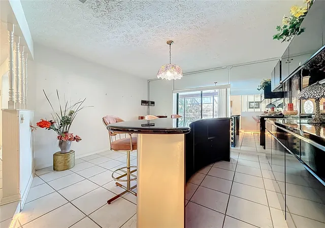 5th image of 452 Summit Chase Dr, Valrico, FL 33594 | MLS# TB8479337