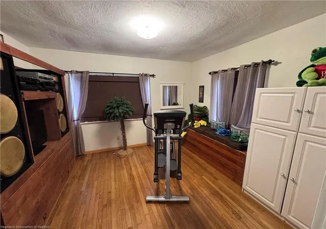 5th image of 930 W Main St, Avon Park, FL 33825 | MLS# L4959645