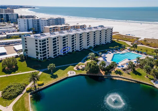 Homes for sale in Sarasota, FL | 5790 Midnight Pass Rd #208, Sarasota, FL 34242 | MLS# A4683618