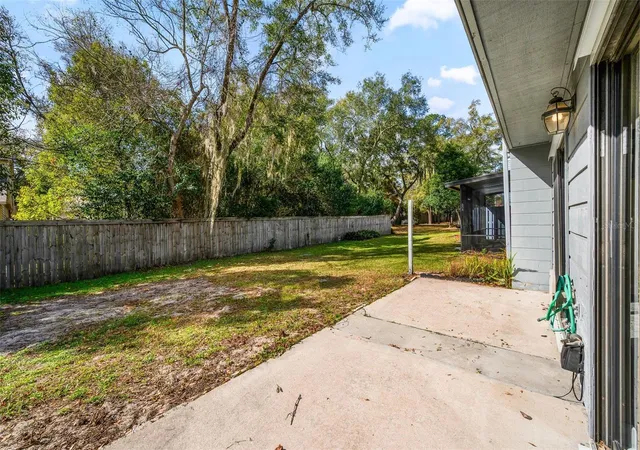 Homes for sale in Gainesville, FL | 3012 Nw 28th Cir, Gainesville, FL 32605 | MLS# GC537826