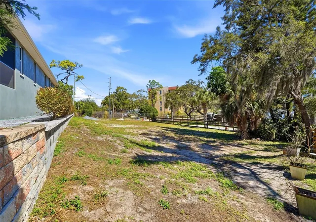 4th image of 1604 Butler Ct, Tarpon Springs, FL 34689 | MLS# TB8479438