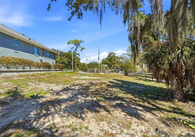 5th image of 1604 Butler Ct, Tarpon Springs, FL 34689 | MLS# TB8479438