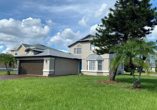 Photo 1 of Single family home for sale at 198 N Lake Ct, Kissimmee, FL 34743 | MLS# S5144435 | Listing updated on 2026-09-11