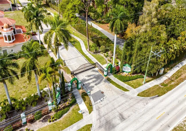 Photo 3 of Land for sale at 1680 Assisi Dr #13, Sarasota, FL 34231 | MLS# TB8479496 | Listing updated on 2026-09-03
