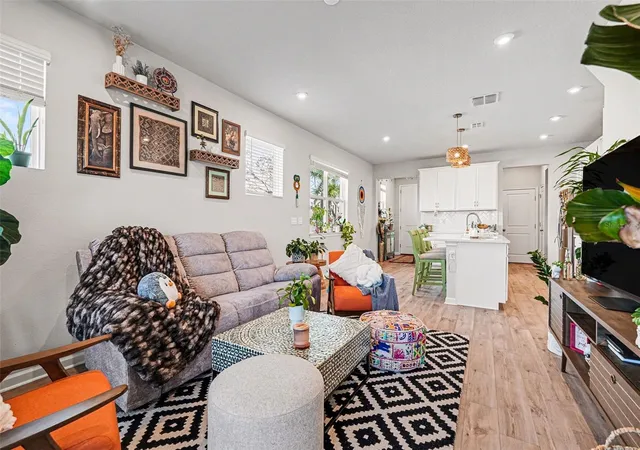 5th image of 2361 Summerlit St, Lutz, FL 33558 | MLS# TB8479499