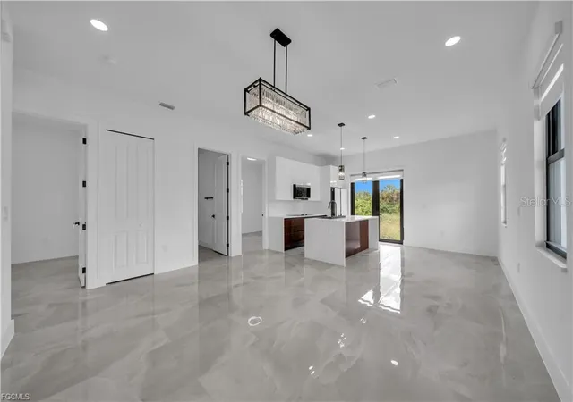 5th image of 711 Roma Ave S, Lehigh Acres, FL 33974 | MLS# A4683655