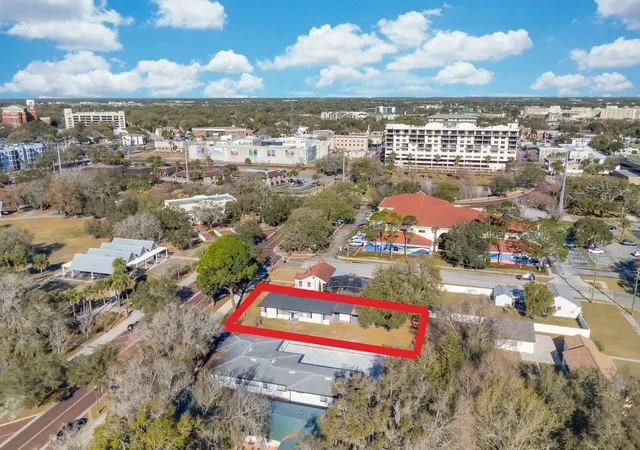 2nd image of 307 E Monument Ave, KISSIMMEE, FL 34741