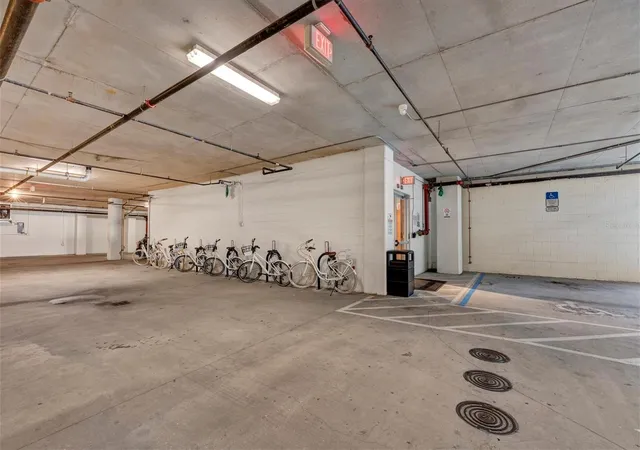 2nd image of 525 E Jackson St, ORLANDO, FL 32801
