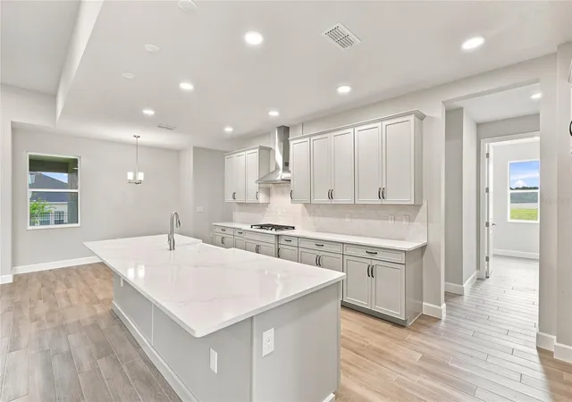 Photo 3 of Single family home for sale at 3177 Wolf Lake Ave, Apopka, FL 32712 | MLS# O6385002 | Listing updated on 2026-09-22