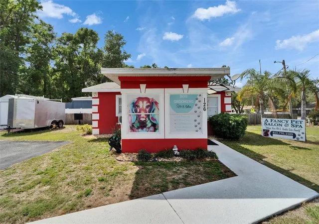 Photo 3 of Single family home for sale at 126 Ridgewood Ave, Brandon, FL 33510 | MLS# TB8479570 | Listing updated on 2026-08-21