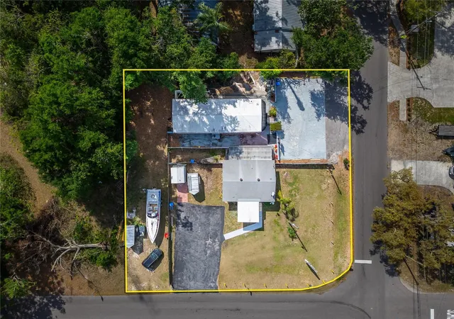 Photo 4 of Single family home for sale at 126 Ridgewood Ave, Brandon, FL 33510 | MLS# TB8479570 | Listing updated on 2026-08-21