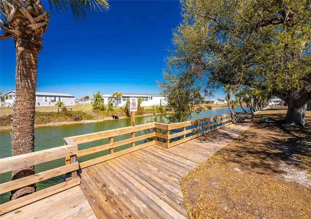 Homes for sale in Englewood, FL | 1475 Flamingo Dr #122, Englewood, FL 34224 | MLS# D6146291