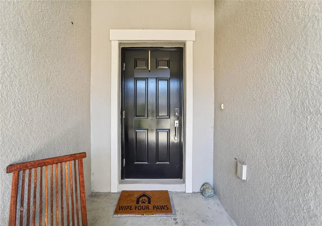 Photo 4 of Townhouse for sale at 15519 Prestwick Rose Pl, Sun City Center, FL 33573 | MLS# TB8479581 | Listing updated on 2026-06-20
