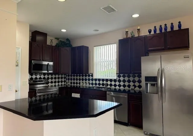Photo 4 of Single family home for sale at 7430 Bear Claw Run, Orlando, FL 32825 | MLS# O6385029 | Listing updated on 2026-09-05