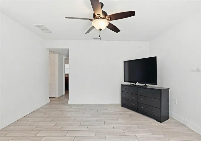 Photo 3 of Single family home for sale at 2521 W Crest Ave, Tampa, FL 33614 | MLS# TB8479607 | Listing updated on 2026-02-26