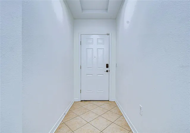 2nd image of 7809 Tuscany Woods Dr, Tampa, FL 33647 | MLS# TB8479630