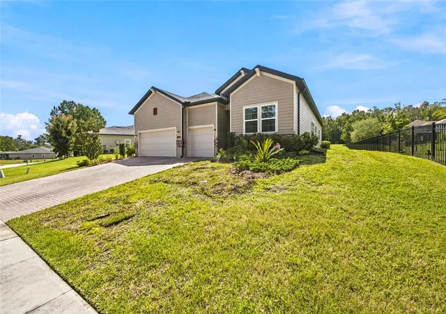 Photo 4 of Single family home for sale at 1130 SE 42nd Road, Ocala, FL 34480 | MLS# OM719464 | Listing updated on 2026-09-22