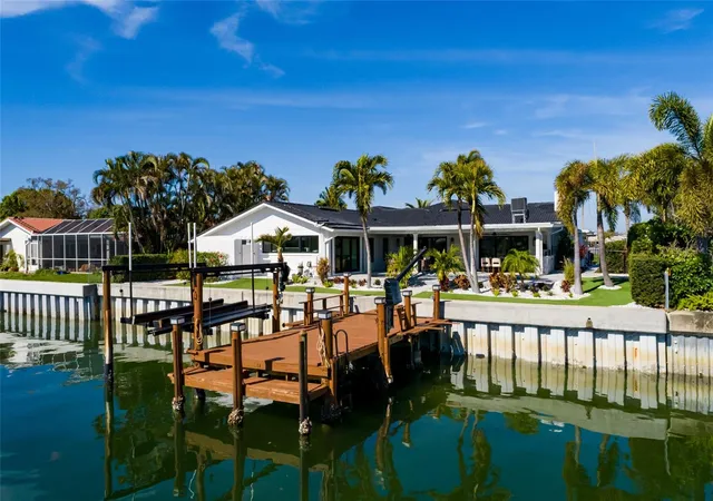 Photo 3 of Single family home for sale at 2032 Kansas Ave NE, Saint Petersburg, FL 33703 | MLS# TB8479698 | Listing updated on 2026-10-29