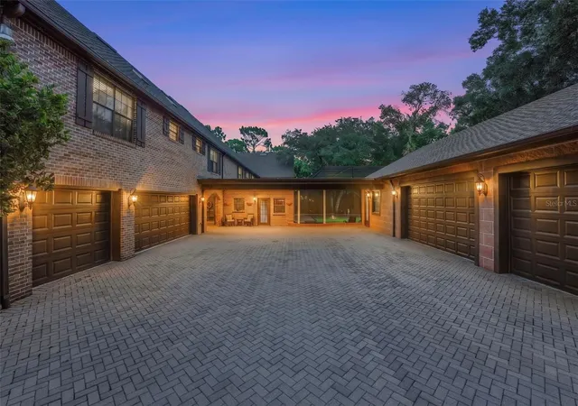 4th image of 810 Sweetwater Club Blvd, Longwood, FL 32779 | MLS# O6385114