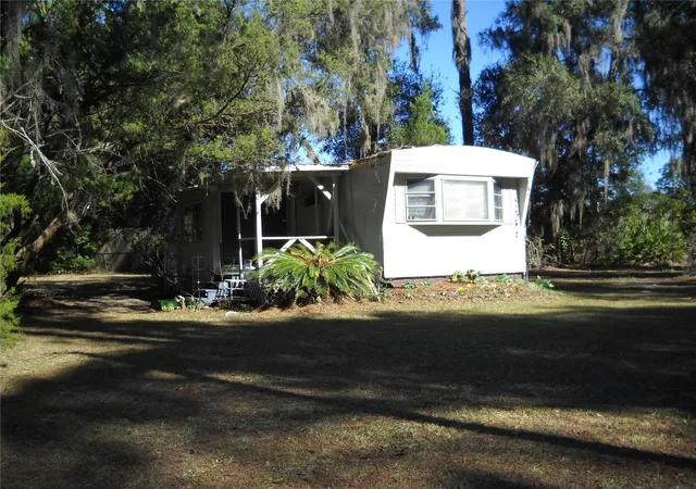 3rd image of 4881 Nw 69Th St, Ocala, FL 34482 | MLS# OM719469