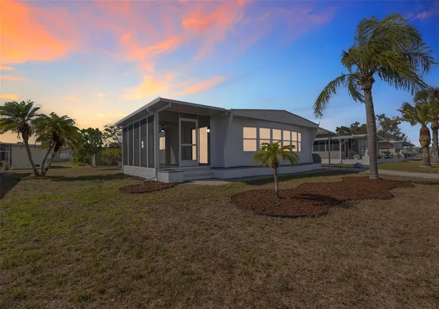 3rd image of 517 Los Altos, North Port, FL 34287 | MLS# TB8479744