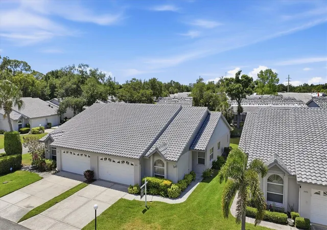 Photo 2 of Single family home for sale at 5478 Kelly Dr #7, SARASOTA, FL 34233 | MLS# A4683736 | Listing updated on 2026-10-07