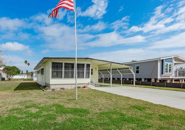 2nd image of 127 Independence Ave, Palm Harbor, FL 34684 | MLS# TB8479762