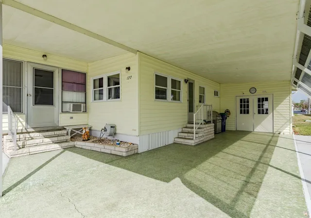 5th image of 127 Independence Ave, Palm Harbor, FL 34684 | MLS# TB8479762