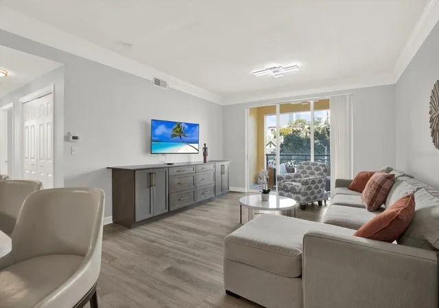 Photo 3 of Condo for sale at 345 Bayshore Blvd #302, Tampa, FL 33606 | MLS# TB8479788 | Listing updated on 2026-08-29