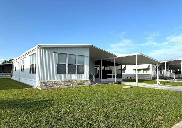 Photo 2 of Manufactured home for sale at 225 N Saint Thomas Cir, Apollo Beach, FL 33572 | MLS# TB8479789 | Listing updated on 2026-08-28